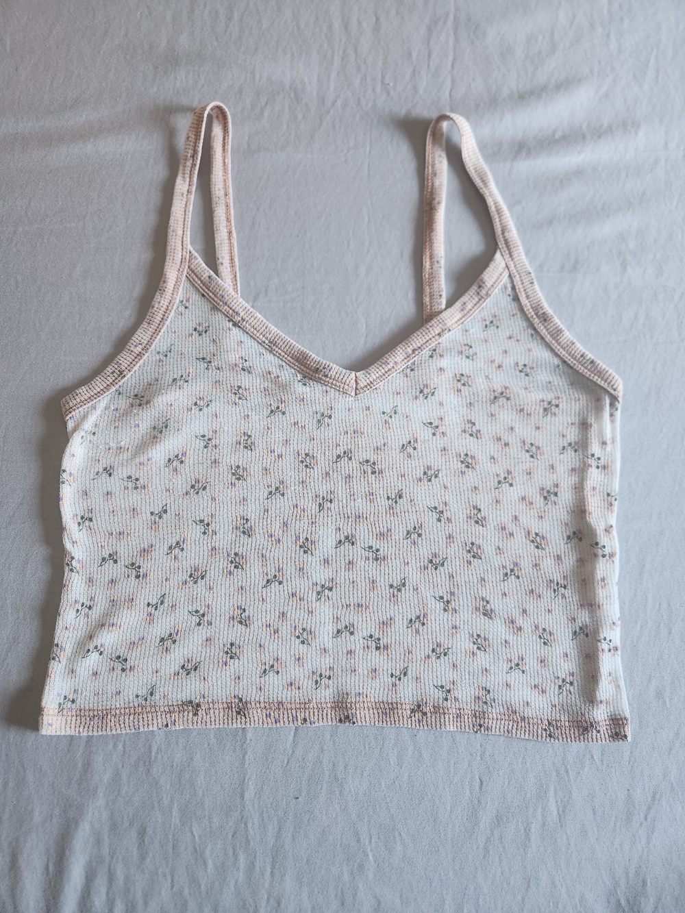 American Eagle Outfitters Cream Floral Ribbed V-Neck Cami